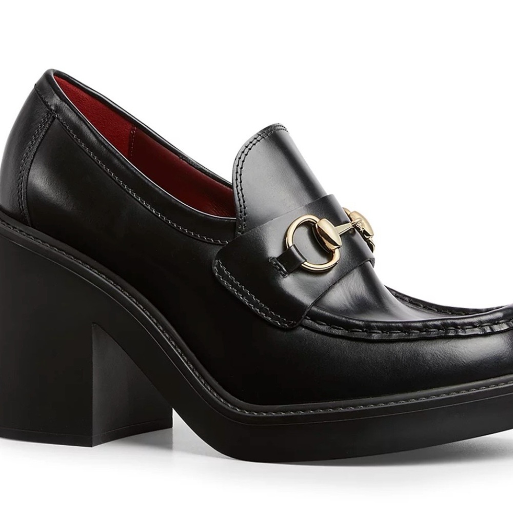 Elegant Black Loafers with Gold Accent - Picture 2 of 5